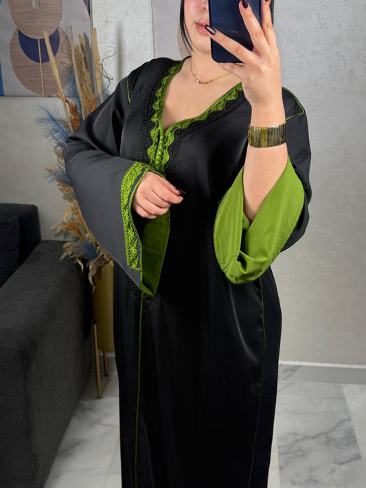 Caftan satin élégant